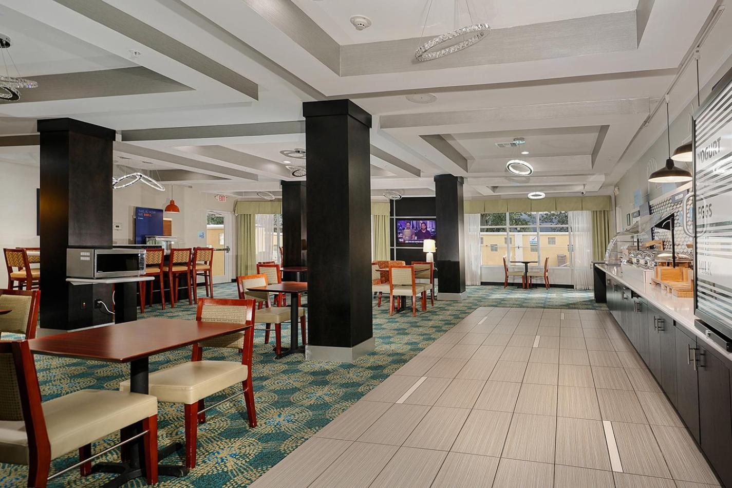 Holiday Inn Express & Suites Houston Northwest-Brookhollow By Ihg Εξωτερικό φωτογραφία