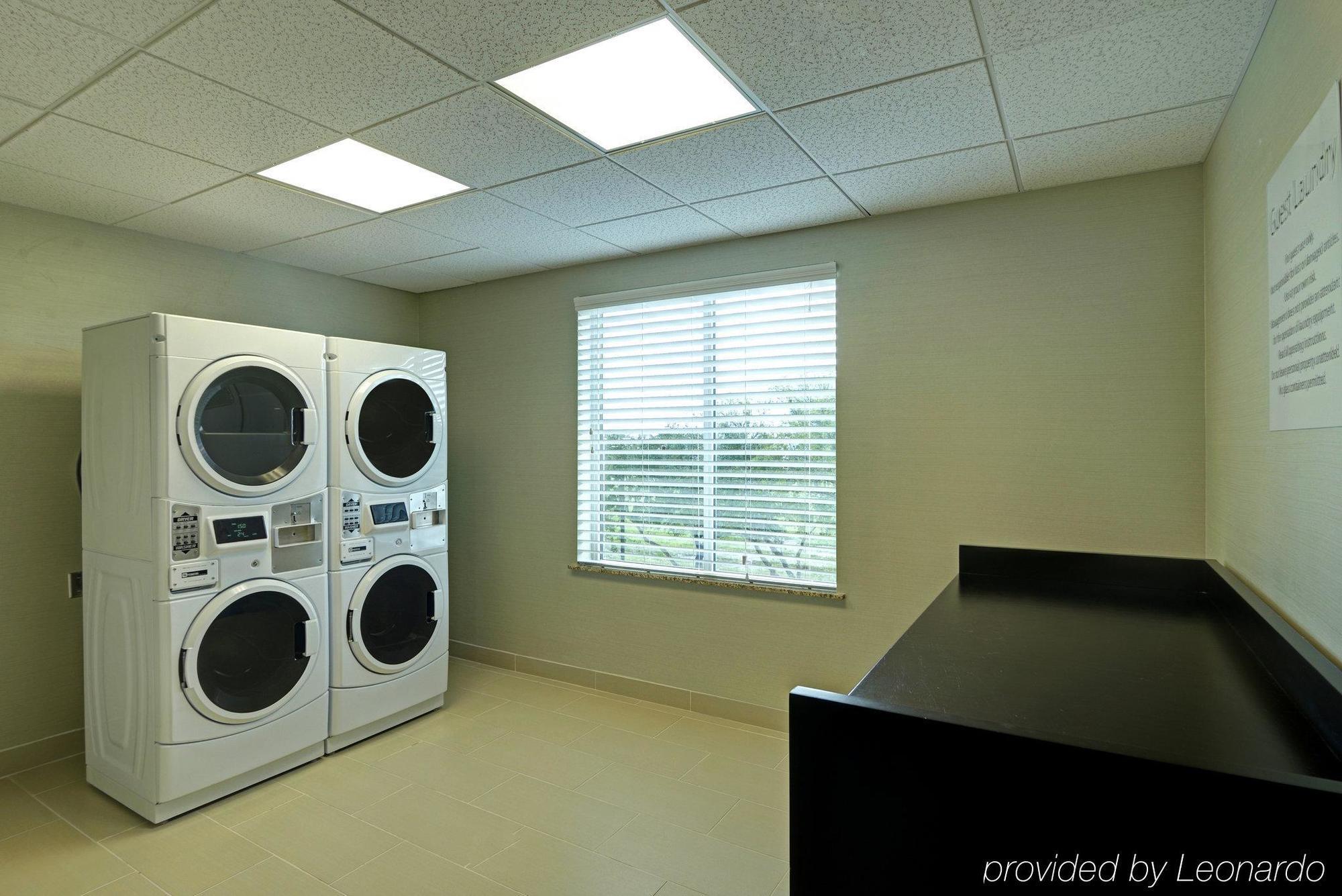 Holiday Inn Express & Suites Houston Northwest-Brookhollow By Ihg Εξωτερικό φωτογραφία